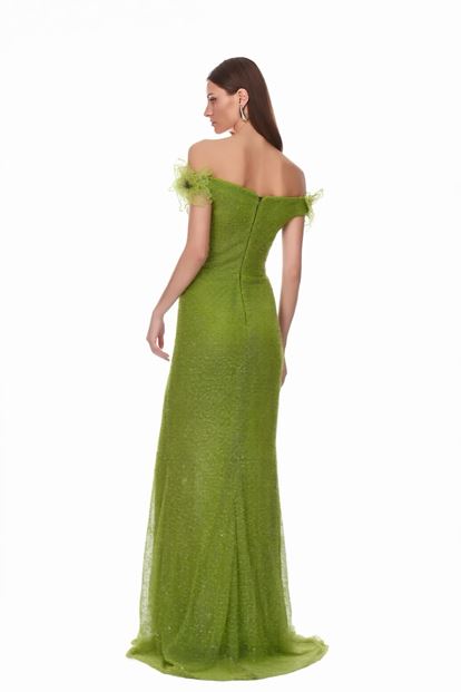 فستان سهرة أخضر تفاحي مزين بالترتر ومطرز بالزهور